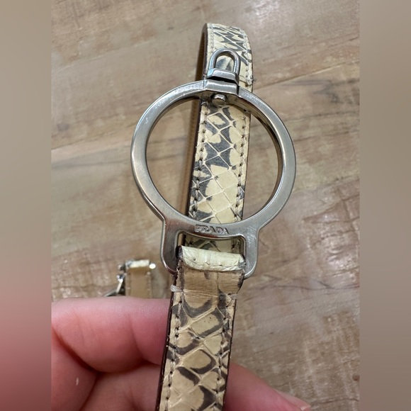 Vintage Prada metal hardware round loop snakeskin thin leather belt - Picture 7 of 17